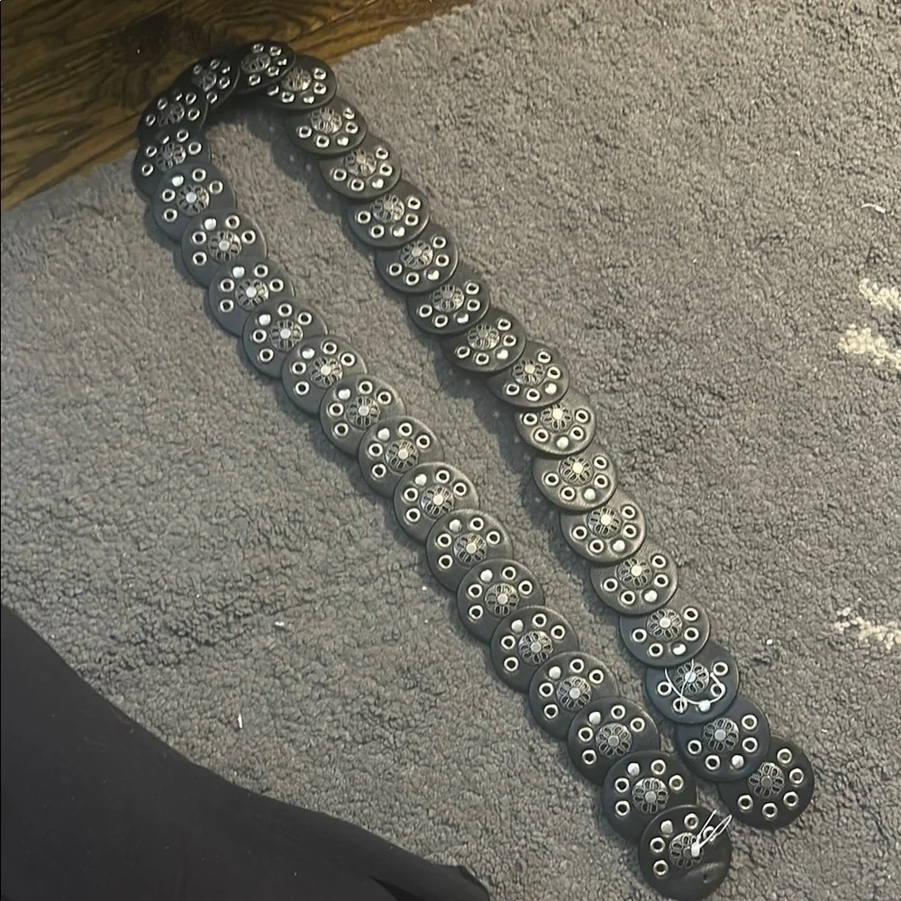 Elegant‎ Black and Silver Women's Necklace